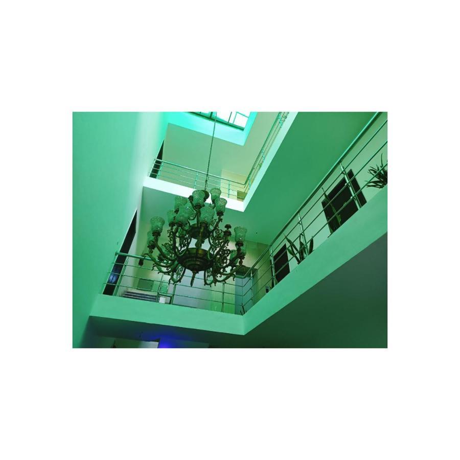 Hotel The Am Bliss Gurgaon Dış mekan fotoğraf
